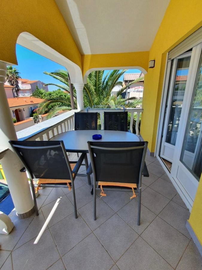 Apartments Buba Vir Luaran gambar